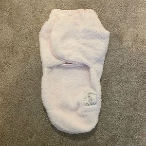 Little giraffe swaddle